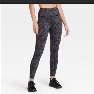 ALL IN MOTION • leggings